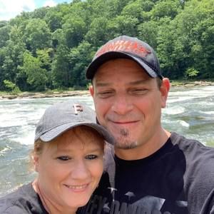 Meet your Posher, Chuck